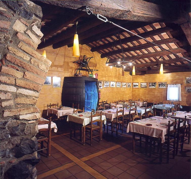 Hostal Mallorquines Riudarenes Exteriér fotografie